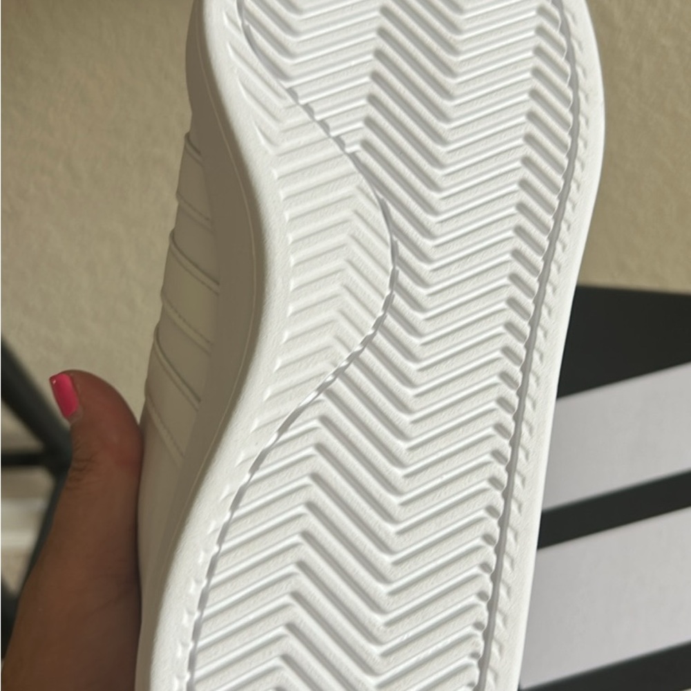 Adidas White Sneakers 8 - Picture 3 of 4